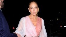 Jennifer Lopez blista u romantičnom izdanju, a stajling je ukrala od svoje nove frendice