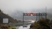 HAK upozorava: Kolnici mokri i skliski zbog kiše, mogući i odroni