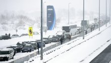 [FOTO/VIDEO] Interventno 'probijen' Sveti Rok, otvorena i Jadranska magistrala preko Senja: HAK moli vozače za strpljenje