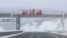 HAK upozorava: Kolnici mokri u većem djelu zemlje, u Gorskom kotaru pada snijeg