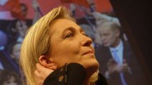 Anketa: Desničarka Le Pen potukla bi Sarkozya na izborima