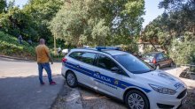 Troje maloljetnika u Vinkovcima išarali pravoslavnu crkvu uvredljivim porukama, sad imaju kaznene prijave