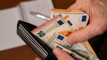 Ako ovo prođe, agencije više neće moći utjerivati dugove za banke. Zašto je to loša ideja?