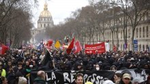 Francuski parlament glasa o kontroverznom planu mirovinske reforme