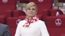 Kolinda Grabar-Kitarović oglasila se iz daleke Indije gdje je pozirala ispred čuvenog Taj Mahala