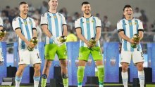 Otkačeni Argentinac Martinez opet se narugao Fifi, ali nije bio sam; cijeli stadion bio je u transu nakon ove geste