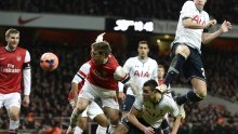 Arsenal izgubio derbi i poziciju za Ligu prvaka