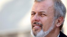 'Upao je u našu školu poput milicajca'