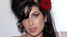 Svi znaju taj veliki hit, a tko je Valerie iz istoimene pjesme Amy Winehouse?