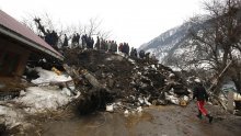 U lavini u indijskoj himalajskoj državi Sikimu poginulo sedmero turista
