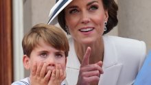 Hoće li Kate i William uskratiti nestašnom princu Louisu da prisustvuje djedovoj krunidbi?