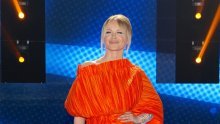 Danijela Martinović oduševila u narančastom: Asimetrična haljina stoji joj kao salivena