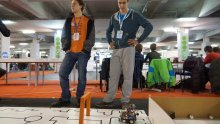 Dva karlovačka srednjoškolca sami rade robote