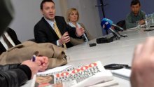 Minister confirms 10,000 civil servants to lose jobs