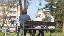 Varaždinskim umirovljenicima stižu 'zakašnjele uskrsnice'