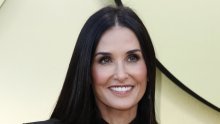 Prezgodna baka: Demi Moore pozirala s unučicom i pokazala nevjerojatnu figuru u bikiniju