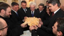 Slave li danas komšije i susjedi pravoslavni Božić?