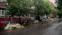 Netko ostavio metak pred beogradskom školom u kojoj se dogodio masakr