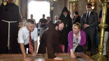 Grabar Kitarović i Reiner posjetili crkvu Sv. groba u Jeruzalemu