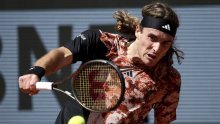 Tsitsipas bez problema do 3. kola, domaćini tuguju jer je ispala peta nositeljica