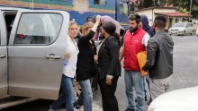 Hrvati u Zambiji oslobođeni, izašli u suzama radosnicama: 'Djeca idu s nama u Hrvatsku'
