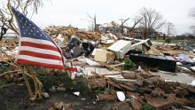 Užasavajući tornado razorio grad u Teksasu, najmanje troje mrtvih