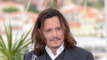 Johnny Depp objavio je autoportret, predstavlja njegovih pet najgorih godina