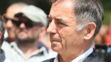 Pupovac se pobunio protiv jezičnih pritisaka na Srbe