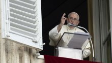 Papa Franjo putuje u Marseille, sastat će se s Macronom