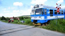Putnički vlak naletio na auto u blizini Bjelovara: Promet zatvoren za sva vozila