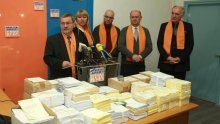61.621 građanin pisao Vladi da podnese ostavku