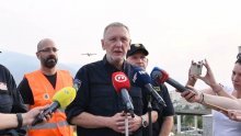 Božinović na požarištu od Šibenika: Nema žrtava, oštećeno je sedam kuća