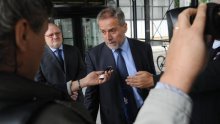 'Imam li više od onog u imovinskoj kartici, abdicirat ću'