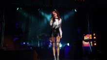 Severina vrućim kožnim hlačicama zapalila Rujanfest