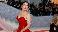 Salma Hayek ima odličan badić, savršen za žene s oblinama