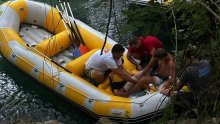 Incident na Cetini: HGSS i troje čuvara spasili ozlijeđenog vodiča rafting tura