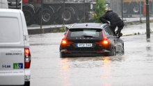 Snažna oluja Hans pogodila Švedsku i Norvešku, potopila domove i ceste