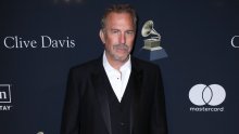 Kevin Costner dao svoje mišljenje o koncertu glazbenice o kojoj svi govore