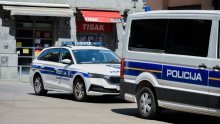Bježao policiji pijan, bez vozačkog ispita, prometne dozvole i osobne iskaznice
