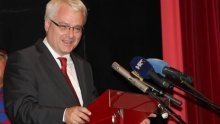 'Nositelji borbe protiv korupcije su DORH, USKOK i policija, a ne premijerka'