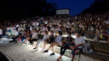 Ljetna pozornica Tuškanac prikazuje hitove koji su obilježili ljeto