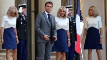 Haljina s efektom sužavanja figure: Brigitte Macron u još jednom odličnom izdanju