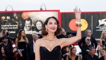 U društvu zvijezda: Tatjana Jurić plijenila glamurom na crvenom tepihu u Veneciji
