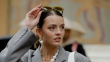 S modnih pisti na gradske ulice: Sakoi u duhu 80-ih najmoćniji su trend sezone