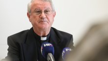 Novi splitsko-makarski nadbiskup iznenađen imenovanjem, zahvalio papi Franji