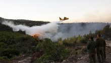 Veliki požar ugrožava kuće u Hercegovini