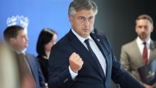 Plenković: 'Vlada odbija prijedlog oporbe, a Grlić Radman će ispraviti sve nedostatke'
