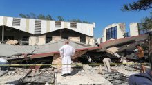 Urušio se krov crkve za vrijeme mise: Poginulo devet osoba, dvadesetak ozlijeđenih