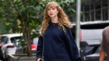 Hit čizme kakve nosi Taylor Swift najpoželjnija su obuća sezone