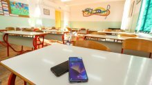 Stigla zabrana: Bez mobitela u splitskim osnovnim školama